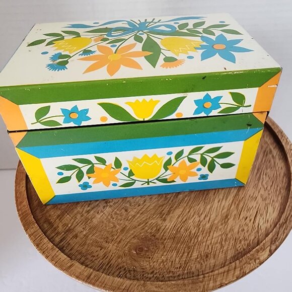 Syndicate Mfg Tin Metal Recipe Box 3x5 Card Holder Trinket Retro Dutch Floral - Picture 4 of 6